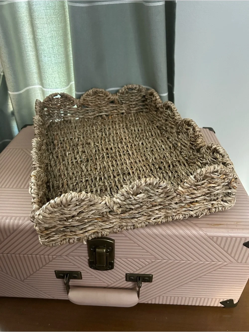 Festive Voice Woven Scalloped Edge Tray Natural Brown New